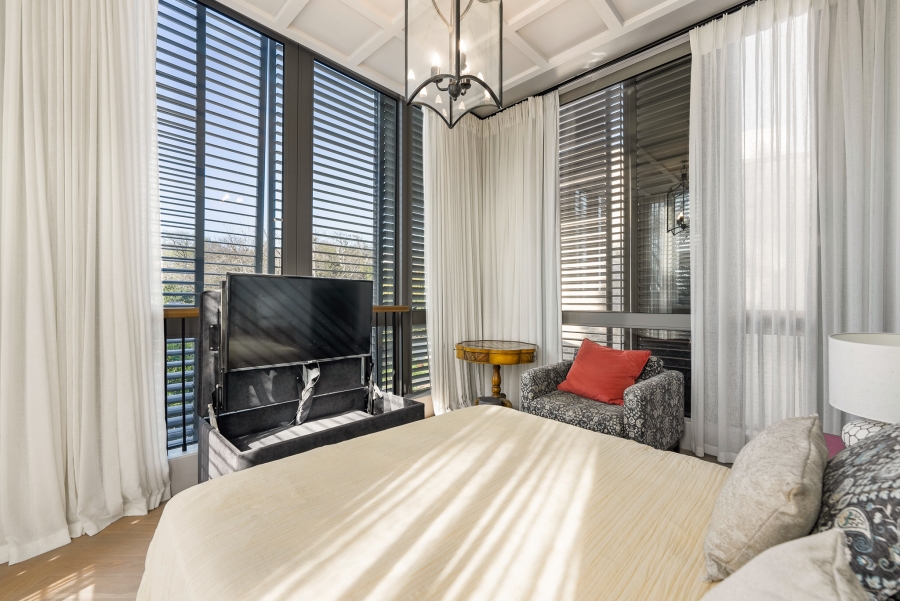 To Let 4 Bedroom Property for Rent in Bishopscourt Western Cape